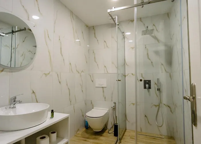 Ξενοδοχείο Noon 4*