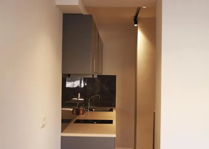 Ξενοδοχείο Noon Τίρανα