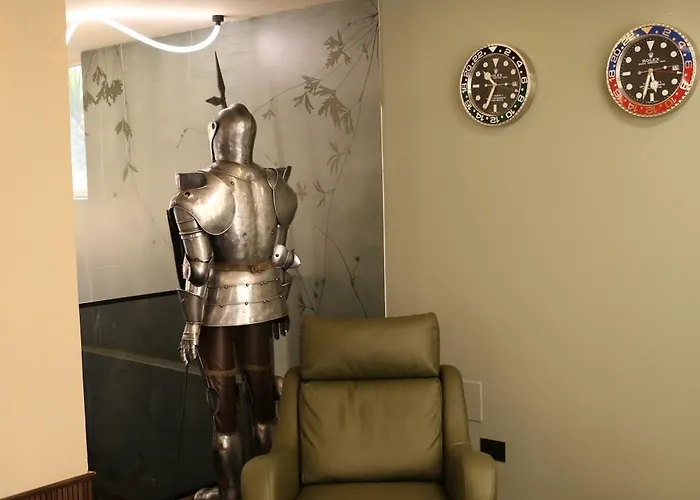 فندق Noon تيرانا