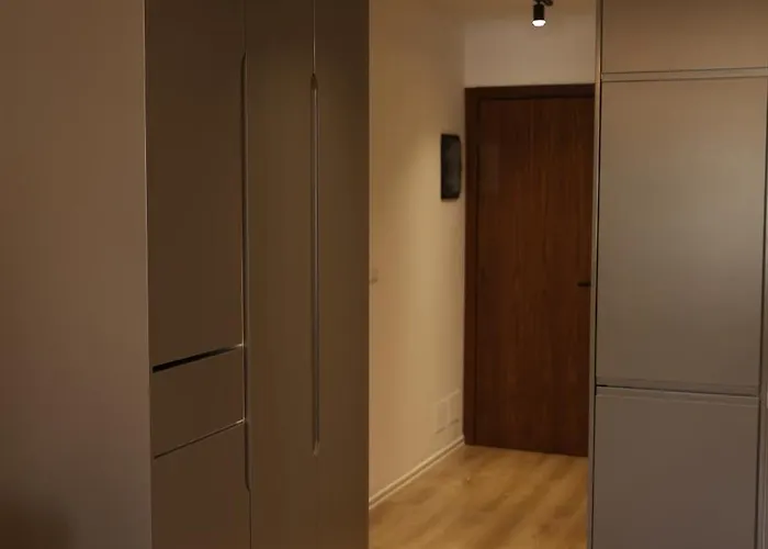 Ξενοδοχείο Noon 4*