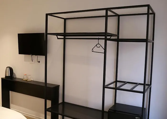 Noon 4* Τίρανα