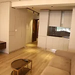 Noon Ξενοδοχείο Τίρανα