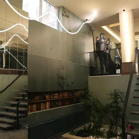 Noon 4* Τίρανα